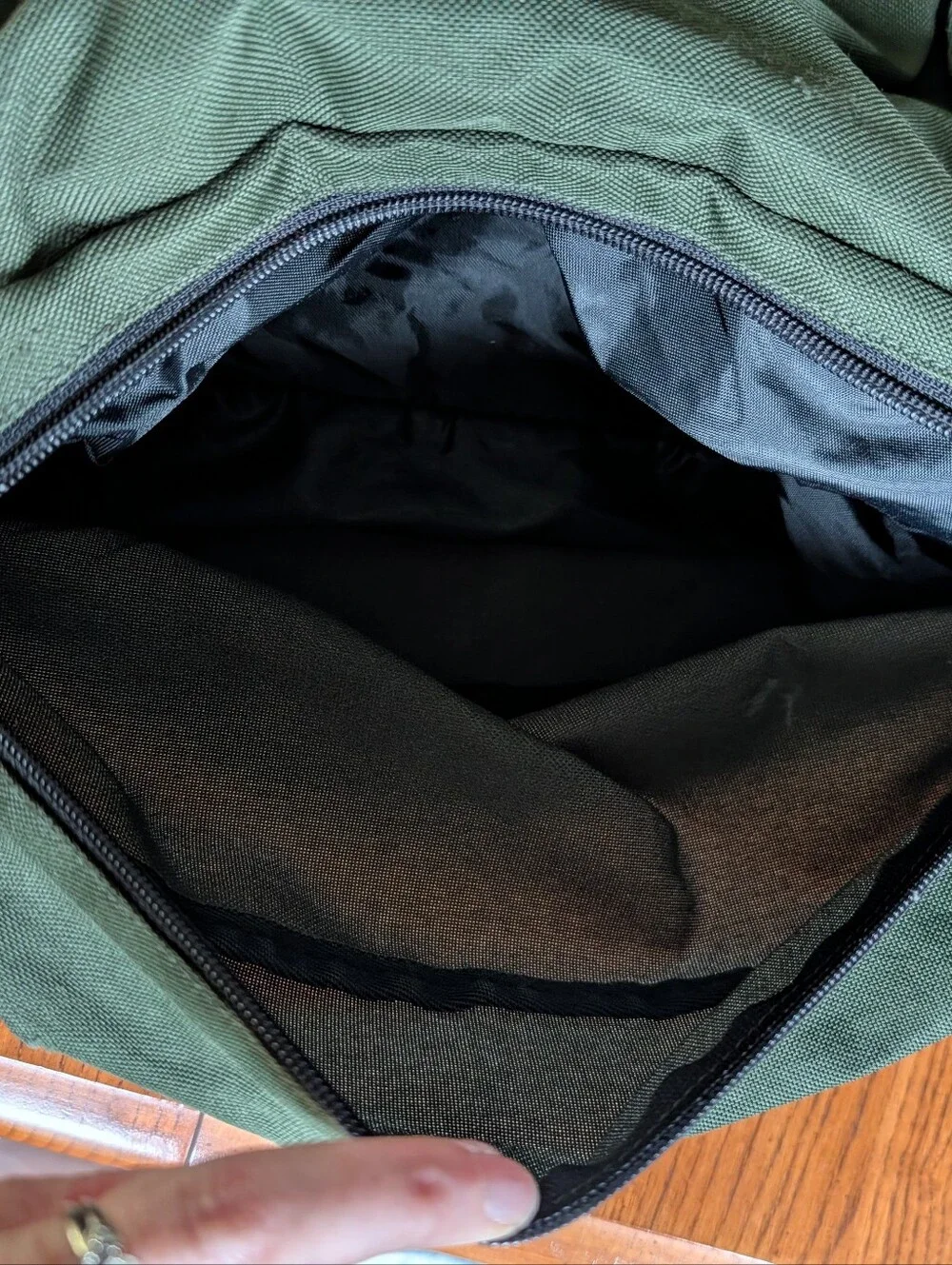 Lands' End Backpack Green Laptop School Travel Hiking Book Bag Gently Loved